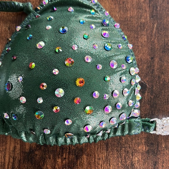 Competition bikini by KH Customs - Picture 4 of 8